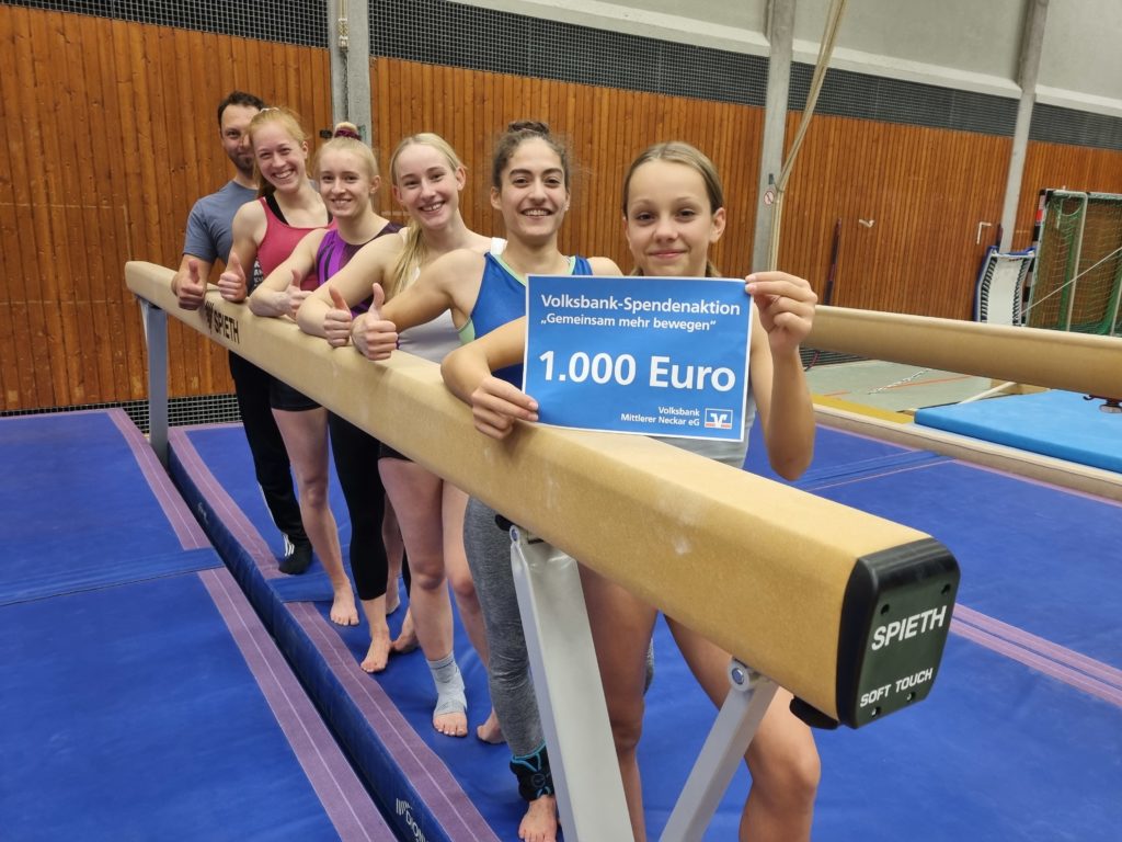 1.000 Euro Spende von der Volksbank Mittlerer Neckar eG