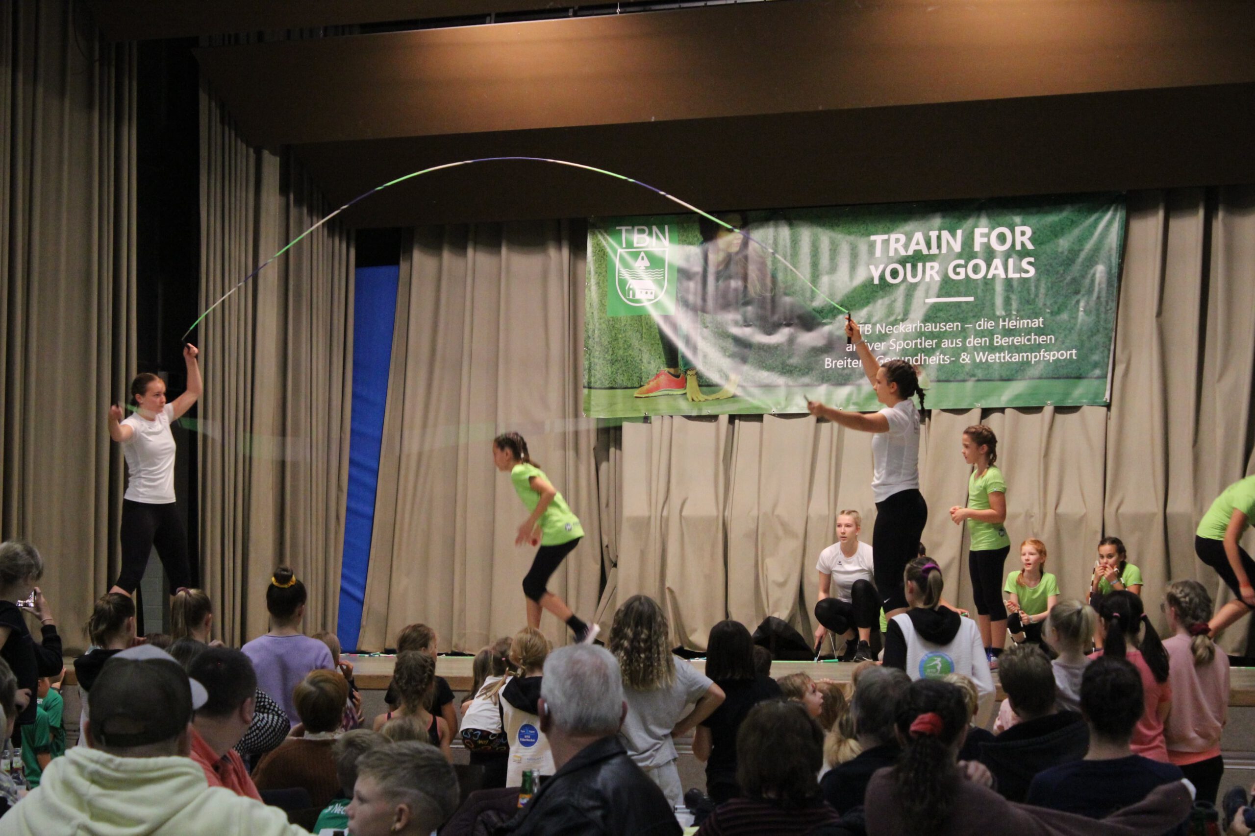 Rope Skipping - Wir wollen den Sommer zurück