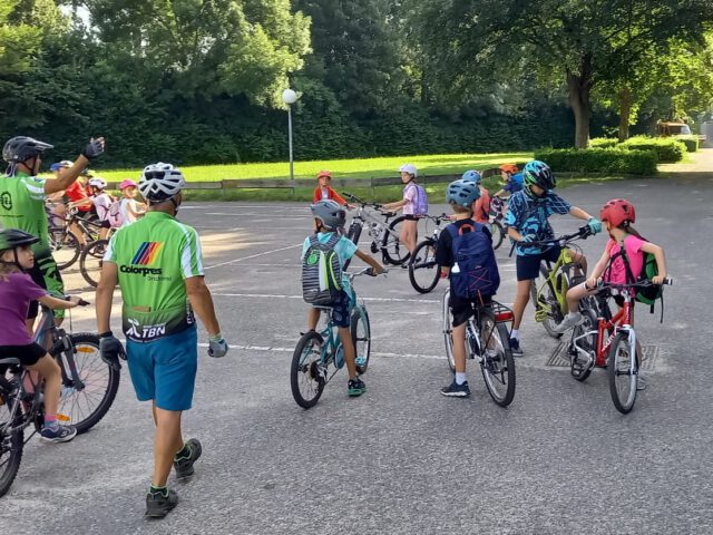 Kindersportcamp – Ferienprogramm