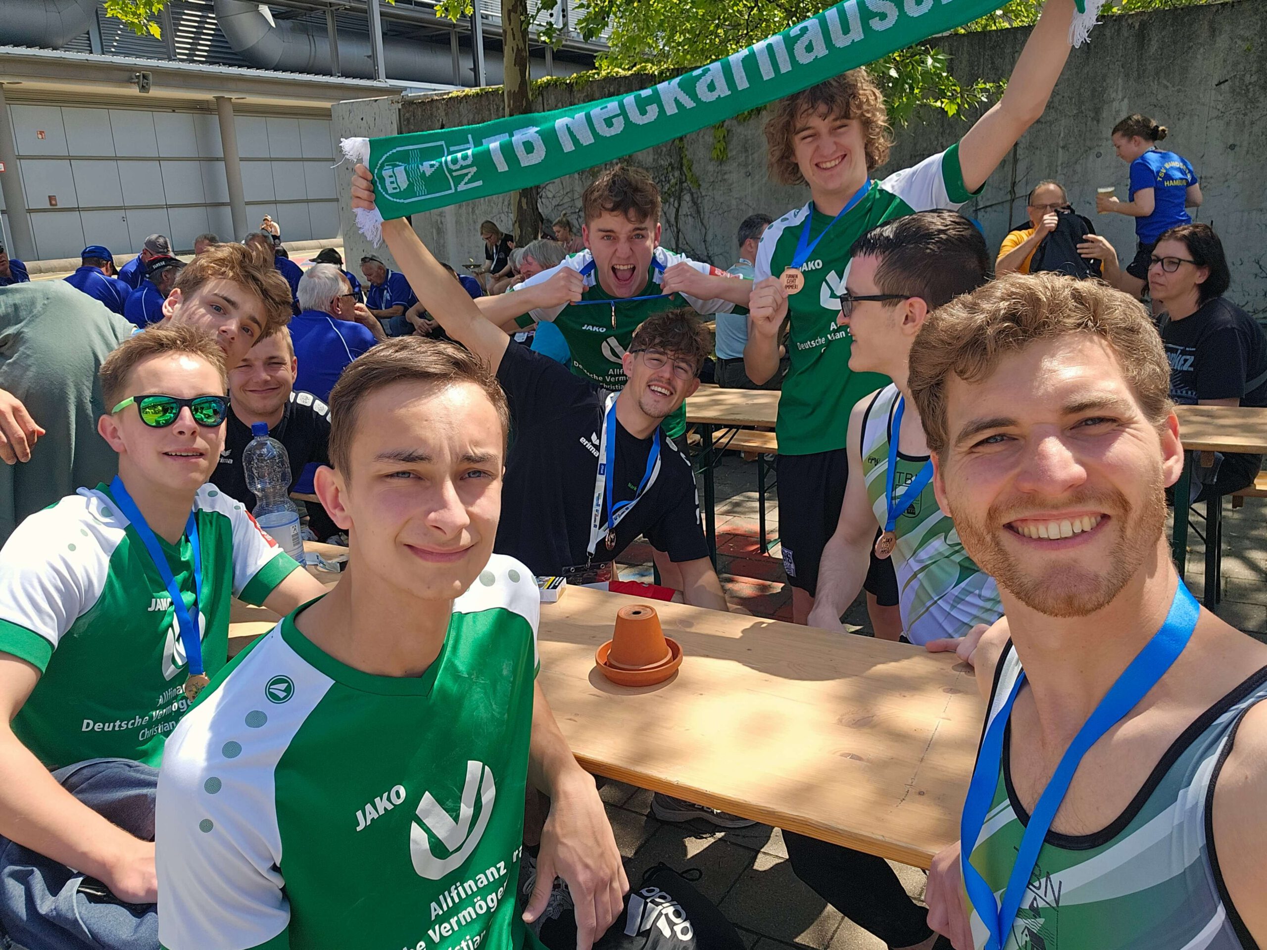Turner nach ihrem Wahlwettkampf