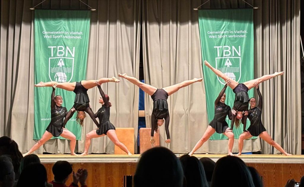 Turnerbund Neckarhausen feiert erfolgreiche Jahresfeier unter dem Motto „Sport verbindet – Replay the Game“