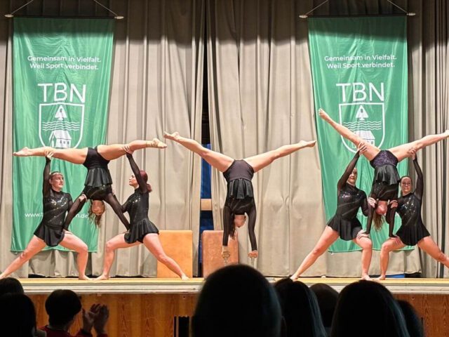 Turnerbund Neckarhausen feiert erfolgreiche Jahresfeier unter dem Motto „Sport verbindet – Replay the Game“