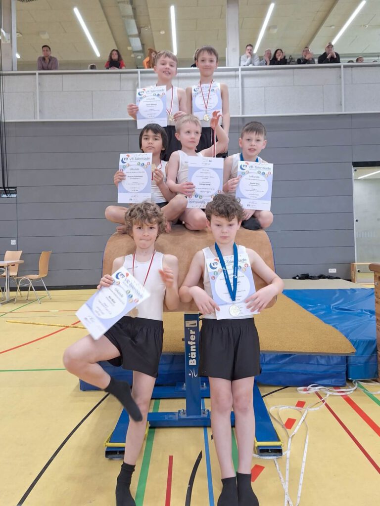 Gaufinale Nellingen: TBN Jugendturner präsentieren sich in neuen weißen Trikots und höchst erfolgreich