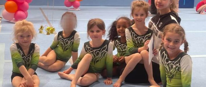 Erster „großer“ Wettkampf für junge Turnerinnen und Vorbereitung auf die Baden-Württembergischen Nachwuchsmeisterschaften Erster „großer“ Wettkampf für junge Turnerinnen und Vorbereitung auf die Baden-Württembergischen Nachwuchsmeisterschaften