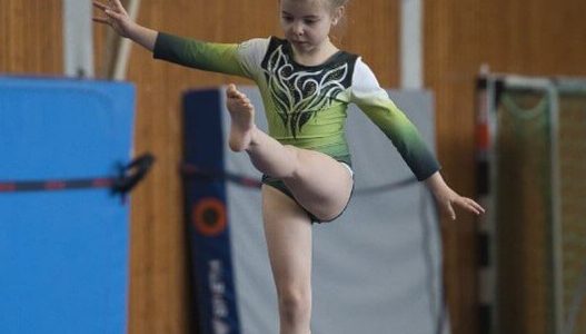Große Aufregung und strahlende Gesichter – Vereinsmeisterschaften der jüngsten Turnerinnen der TBN Turnschule Große Aufregung und strahlende Gesichter – Vereinsmeisterschaften der jüngsten Turnerinnen der TBN Turnschule