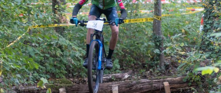 Milan Pietzsch beendet die Rennsaison auf tollem 3. Platz beim Alb-Gold Juniors-Cup in Neckartenzlingen Milan Pietzsch beendet die Rennsaison auf tollem 3. Platz beim Alb-Gold Juniors-Cup in Neckartenzlingen